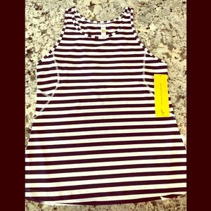 NWT Lolë Tank Size L